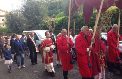 Processione in onore di S.Croce Bagnone