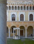 Renaissance courtyard, Castello Malaspina, Massa