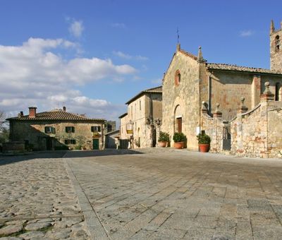 Monteriggioni Chiesa di Santa Maria