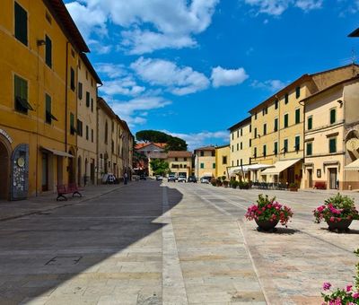 Piazza Garibaldi, Cetona