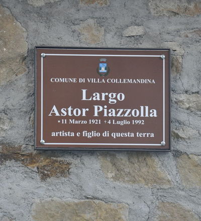 Largo Astor Piazzolla, Villa Collemandina
