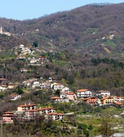 Podenzana - Podenzana, a village between two valleys - Tuscany ...