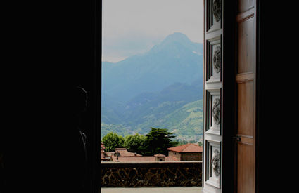 Barga Cathedral interior