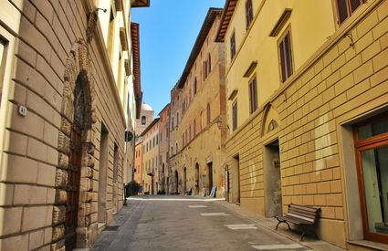 Chiusi, narrow streets