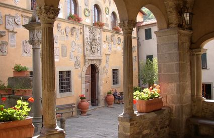 Facciata Palazzo Capitani Cutigliano