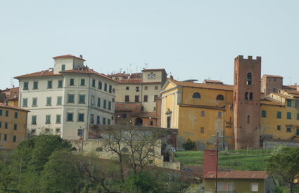 Il palazzo e la chiesa