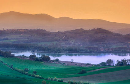 Lake, Chiusi