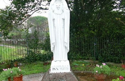 Madonna statue, Monterotondo Marittimo