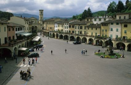 piazza Matteotti, greve in chianti