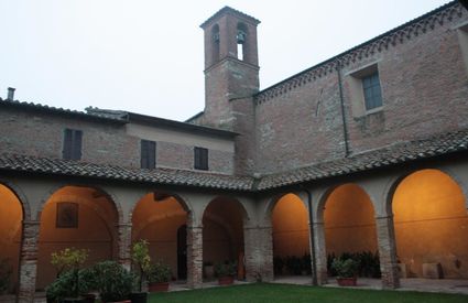 S. Francesco Cloister, Chiusi