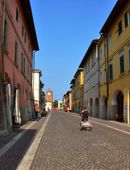 Cascina, corso Matteotti con torre dell'Orologio