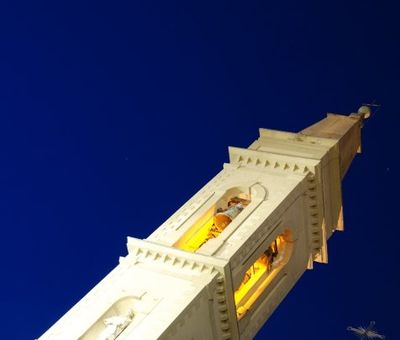 campanile collegiata di notte luca 