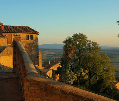 Casale Marittimo al tramonto