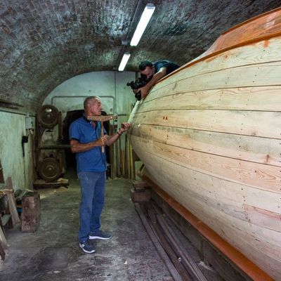 Fulvio Pacitto nella sua cantina a 