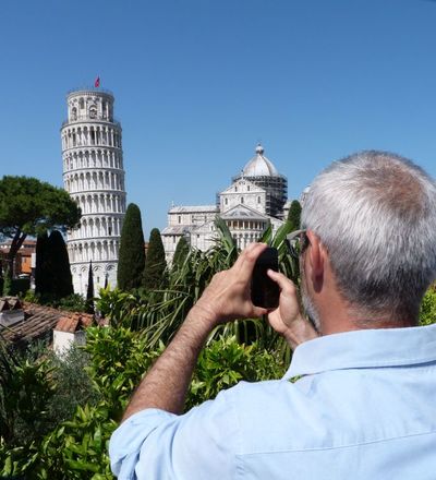Marco Malvaldi, passeggiata sulle mura di Pisa