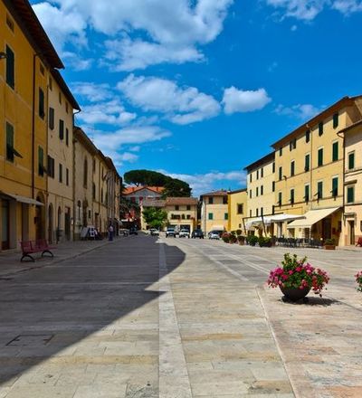 Piazza Garibaldi, Cetona