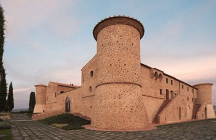 Cinigiano, Castello di Colle Massari