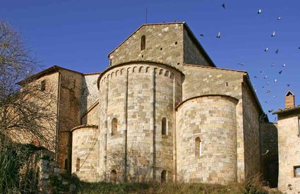 Il retro del Monastero di Abbadia Isola