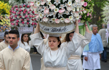 La Processione Paniere 