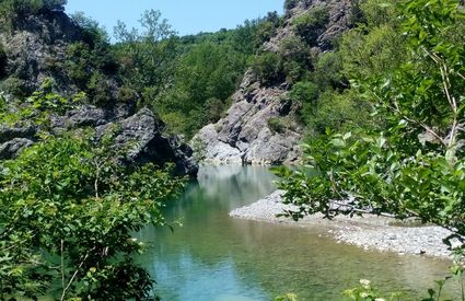 Masso delle Fanciulle sul fiume Cecina Pomarance