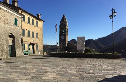 montereggio piazza