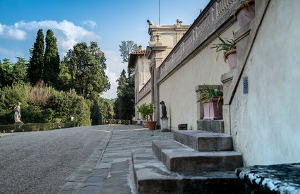 Villa Caruso Bellosguardo, ingresso