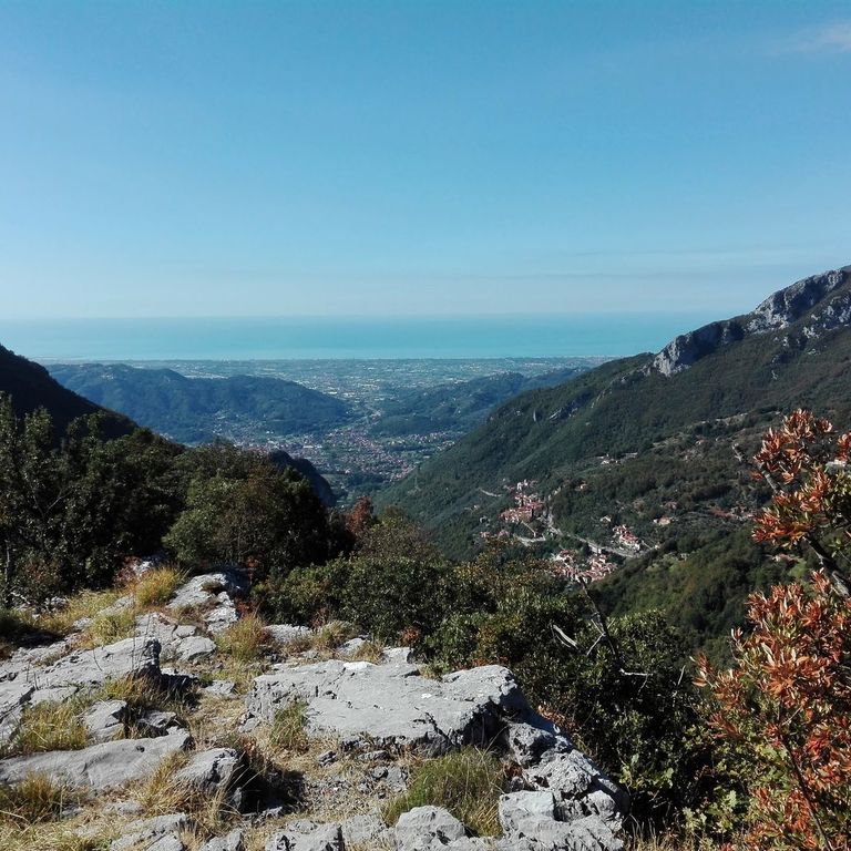 Veduta della valle di Camaiore